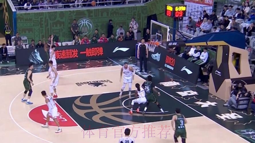 汉兹首秀亮眼 南京主场大胜深圳